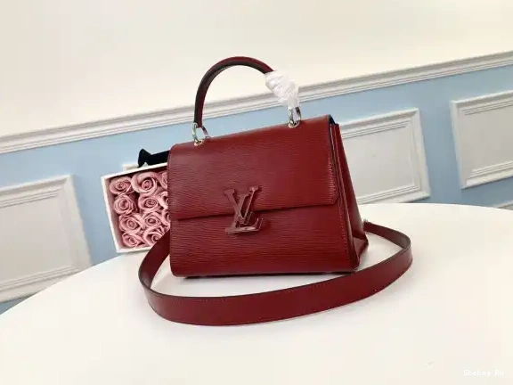 GRENELLE LOUIS VUITTON PM 0620
